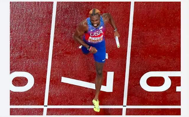 特的注脚, 鹈泽飞羽, 柳田大辉 特的注脚, 鹈泽飞羽, 柳田大辉