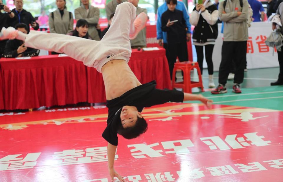 继续响应国 继续响应国